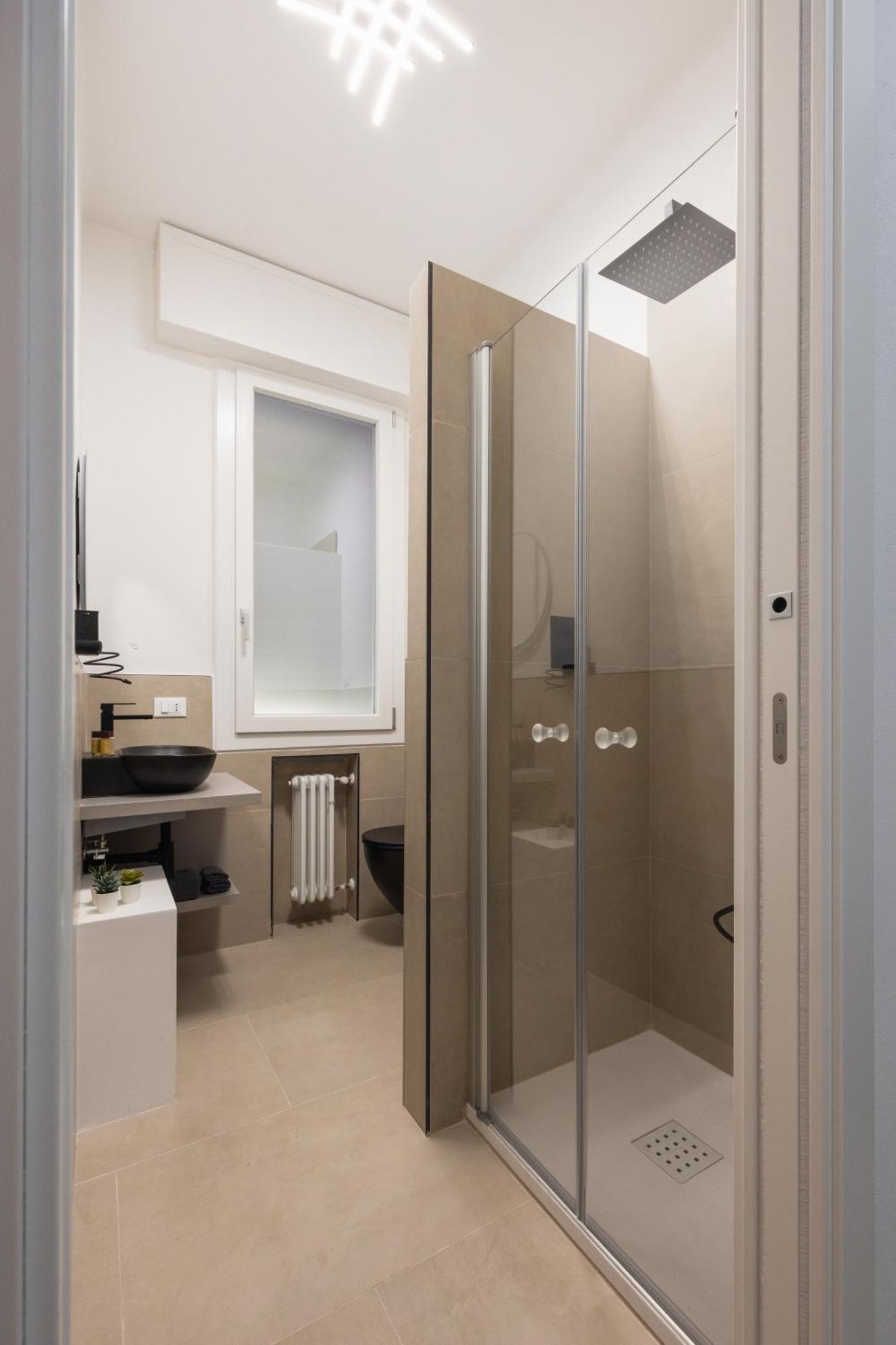 Luxury Station Suite ボローニャ エクステリア 写真
