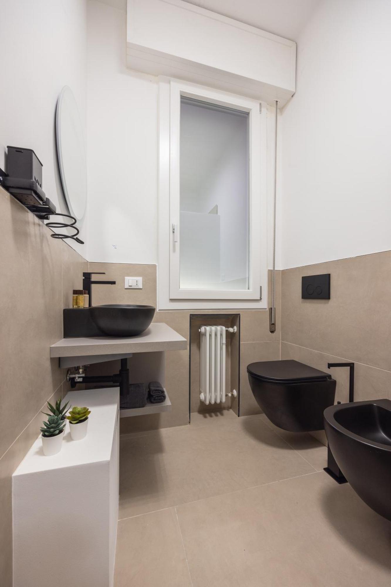 Luxury Station Suite ボローニャ エクステリア 写真