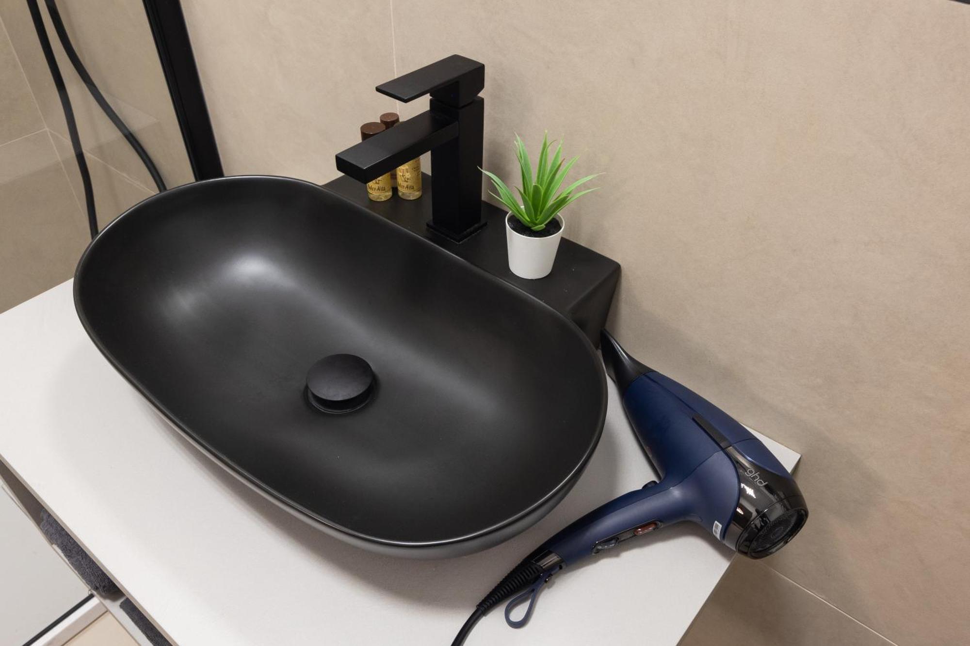 Luxury Station Suite ボローニャ エクステリア 写真